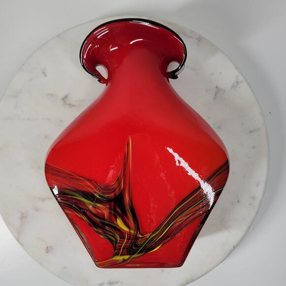 Vintage Hand Blown Art Glass Vase 10"‎ Red Abstract Swirl Flared Rim - Picture 3 of 13